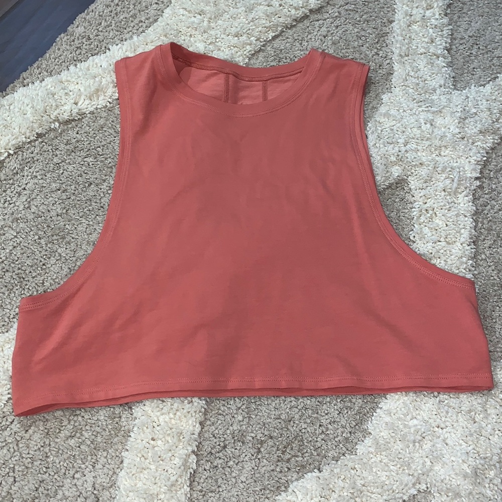 Lululemon tank